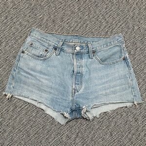 Levi’s 501 Classic Denim Cutoff Shorts (Size 29)